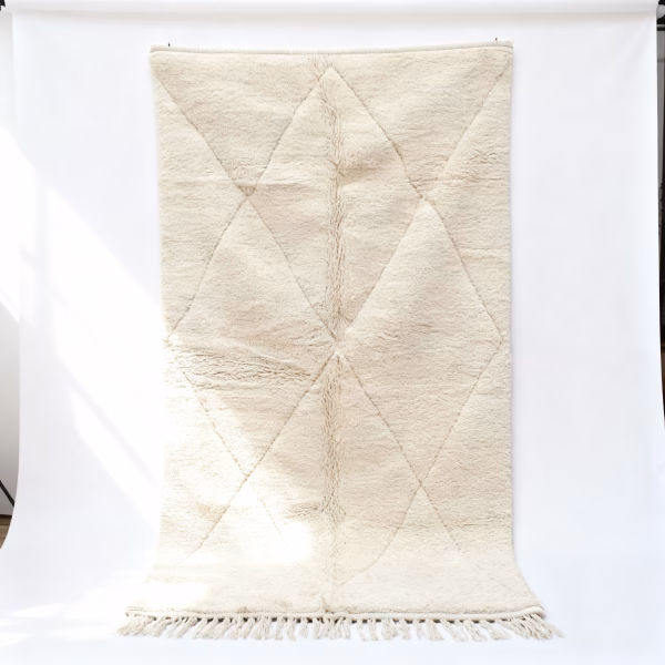 White Moroccan Rug (6.5x10 FT)