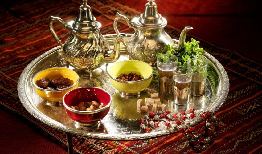 Moroccan Mint Tea - Traditional Moroccan Tea set