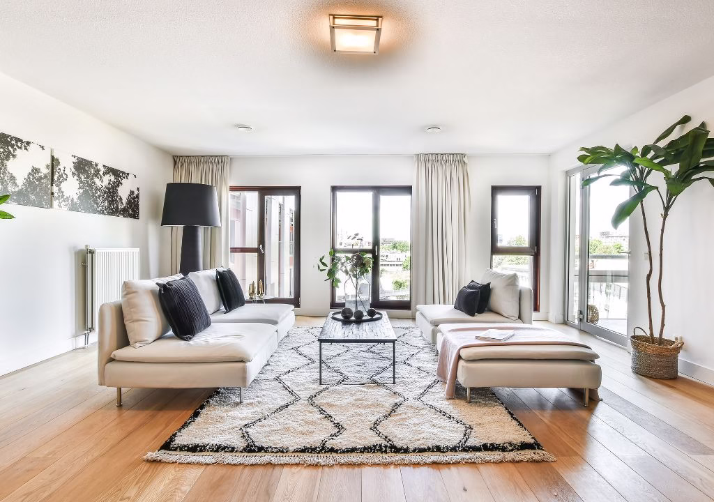 5 Essential Tips for Choosing the Ideal Rug Dimensions for Every Room