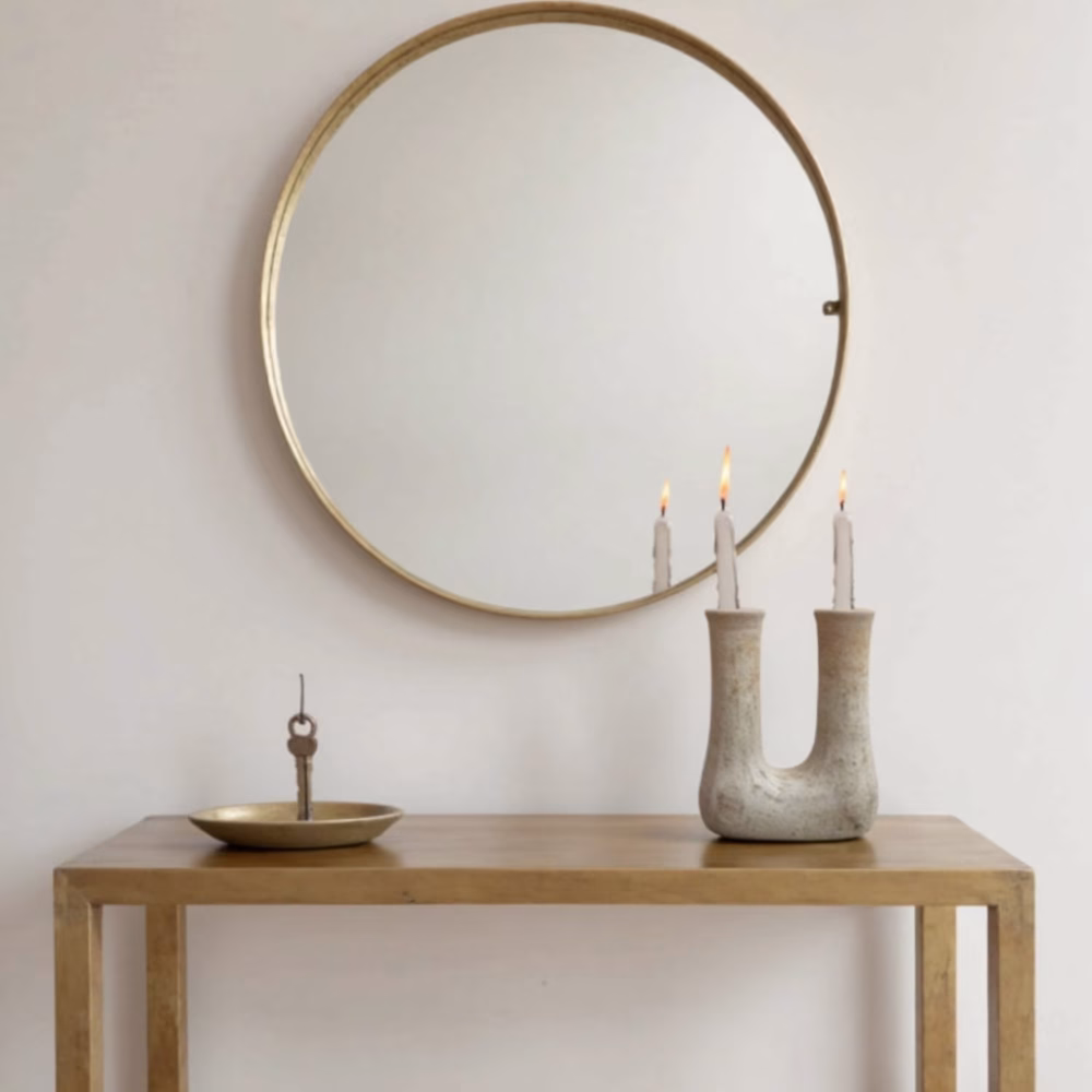 Handmade U-shaped candleholder styled with round mirror