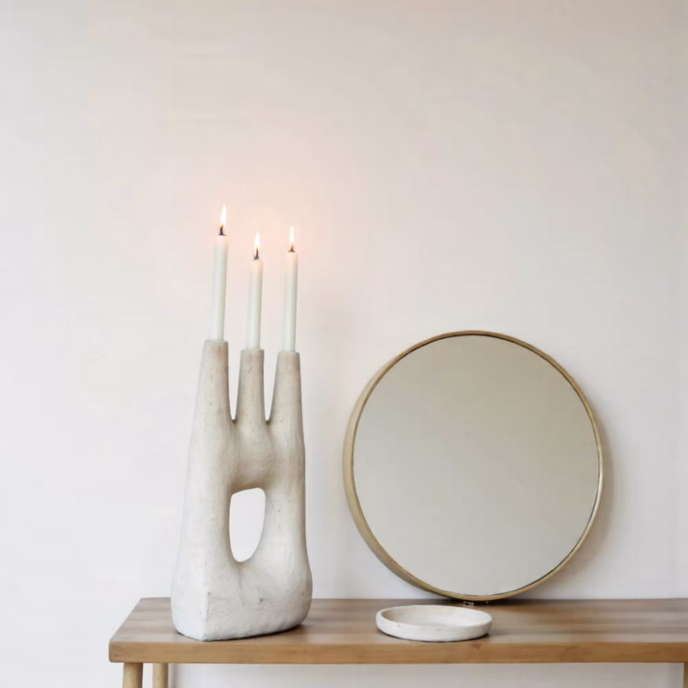 White triple candle holder with round mirror decor