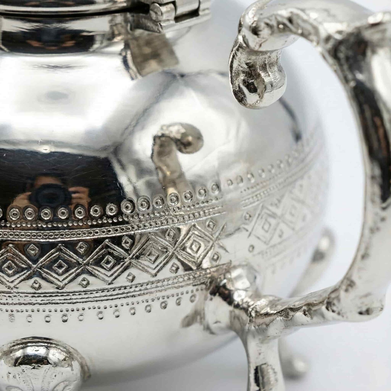 Diamond Pattern Texture Teapot Silver Teapot With Diamond Pattern - Handmade | Marrakeche